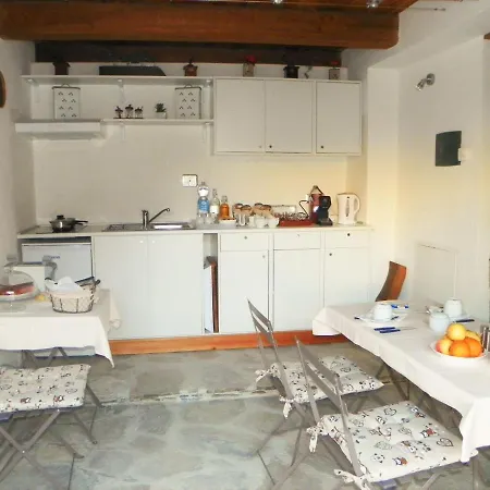 Casa A Vela 1 Frühstückspension Marmora